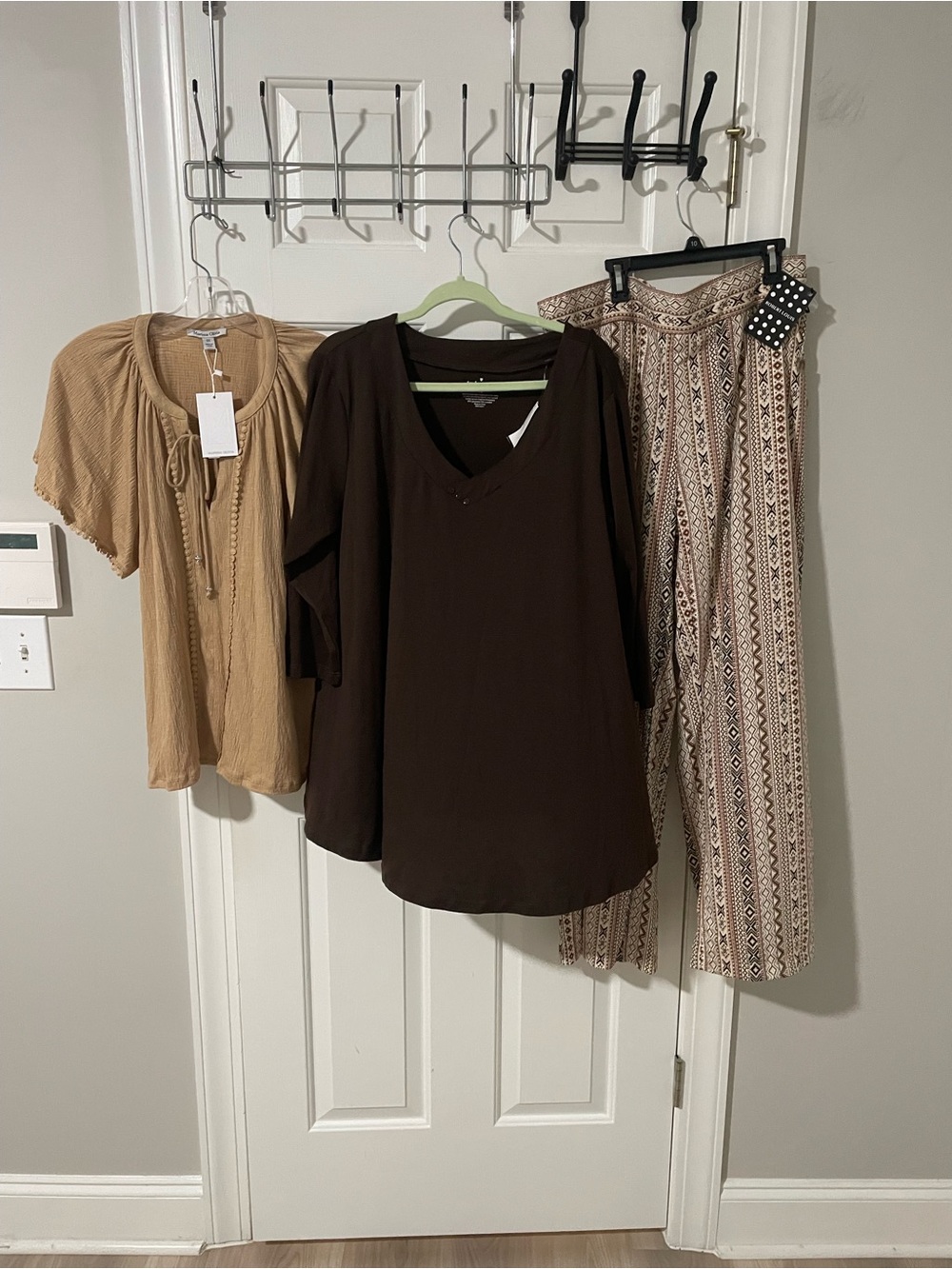 Women’s V-Neck Brown Blouse truhearts 1x short sleeve tan top 1x pants xl